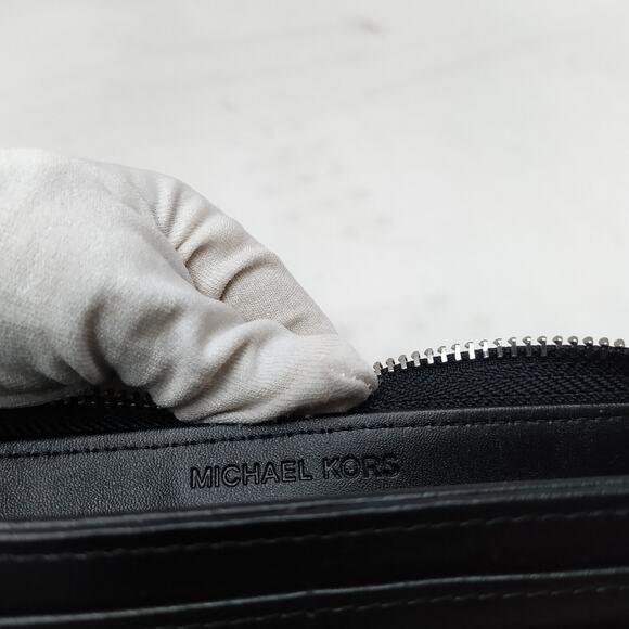 Michael Kors Jet Set Travel Black Pebbled Leather Zip Around Wallet - NWT $298 - Picture 13 of 15